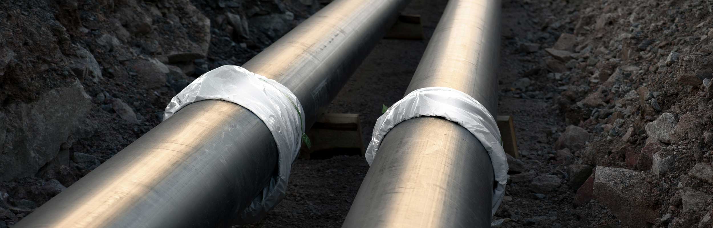 residential-gas-energy-meters-row-supply-plumbing